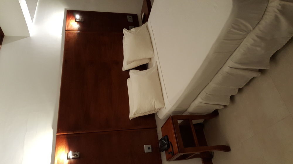 Golden Gate Hotel Kumasi Eksteriør bilde
