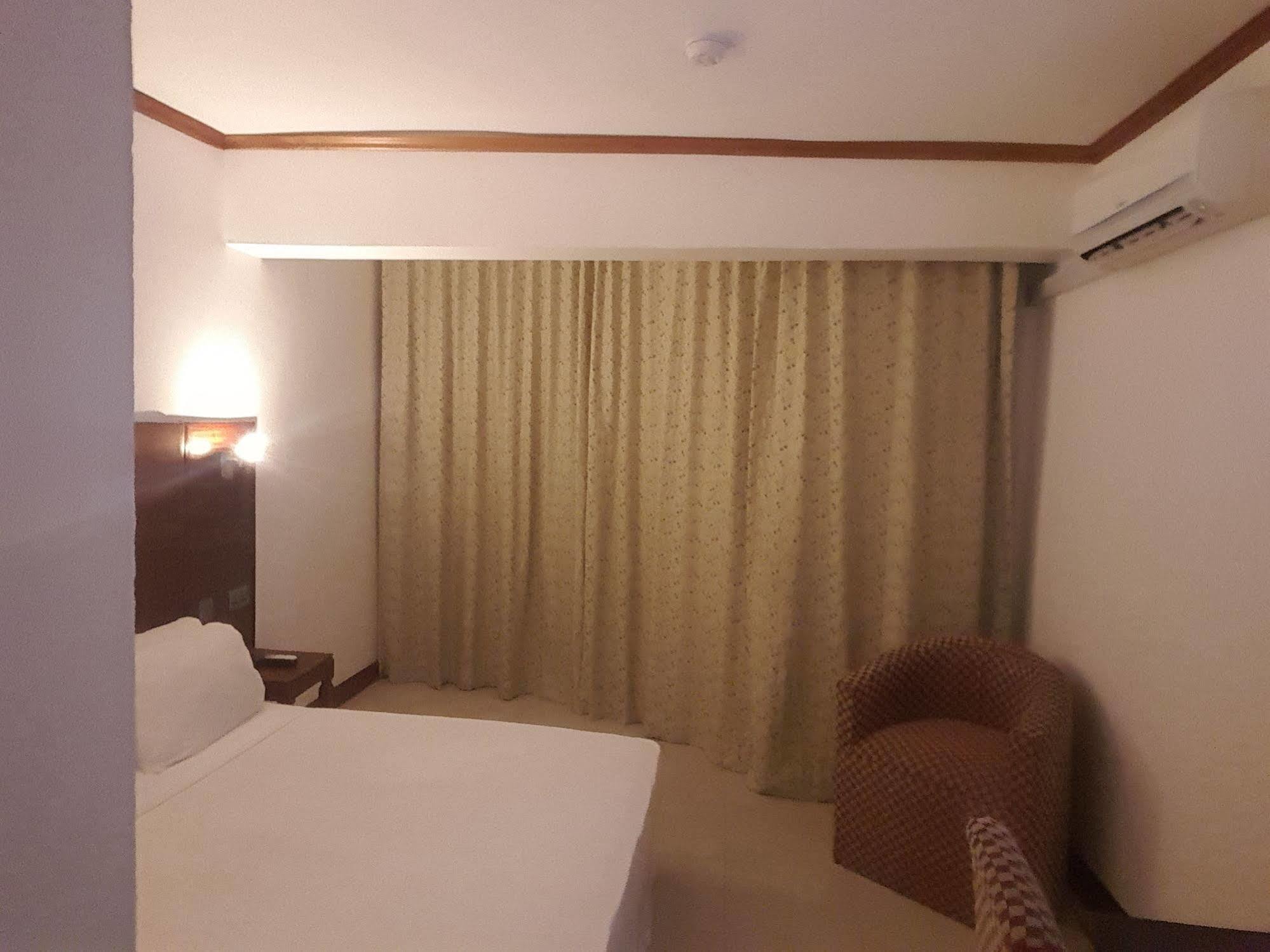 Golden Gate Hotel Kumasi Eksteriør bilde